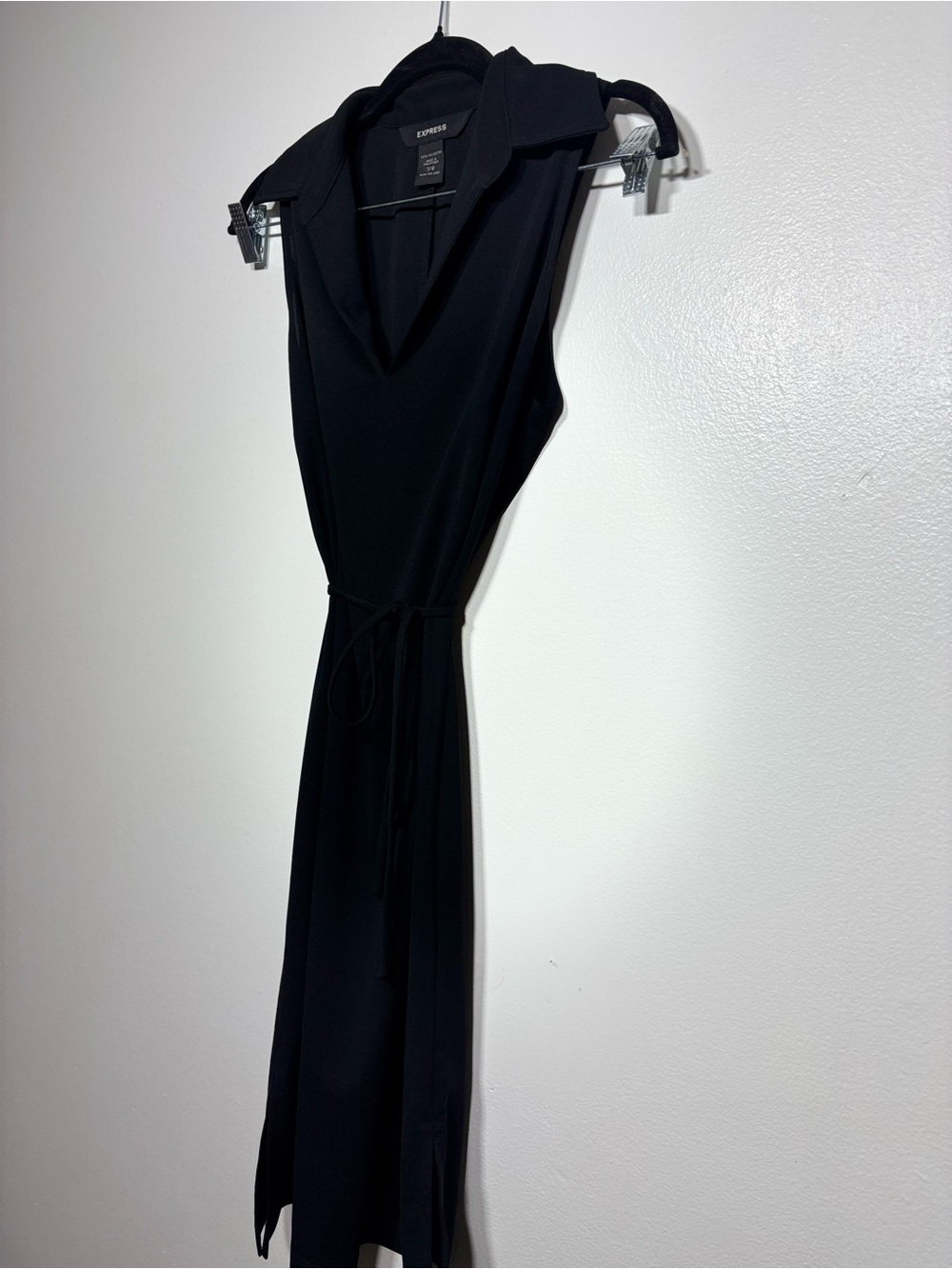 Simple Chic Express Dress - Picture 8 of 8